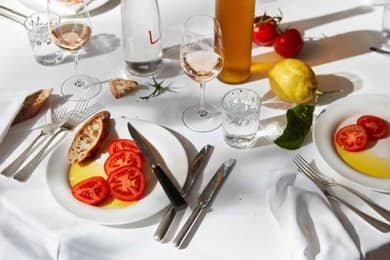 Hero_Banner_La_Petite_Maison_LPM_Bar_and_Res.max-390x390 (1)